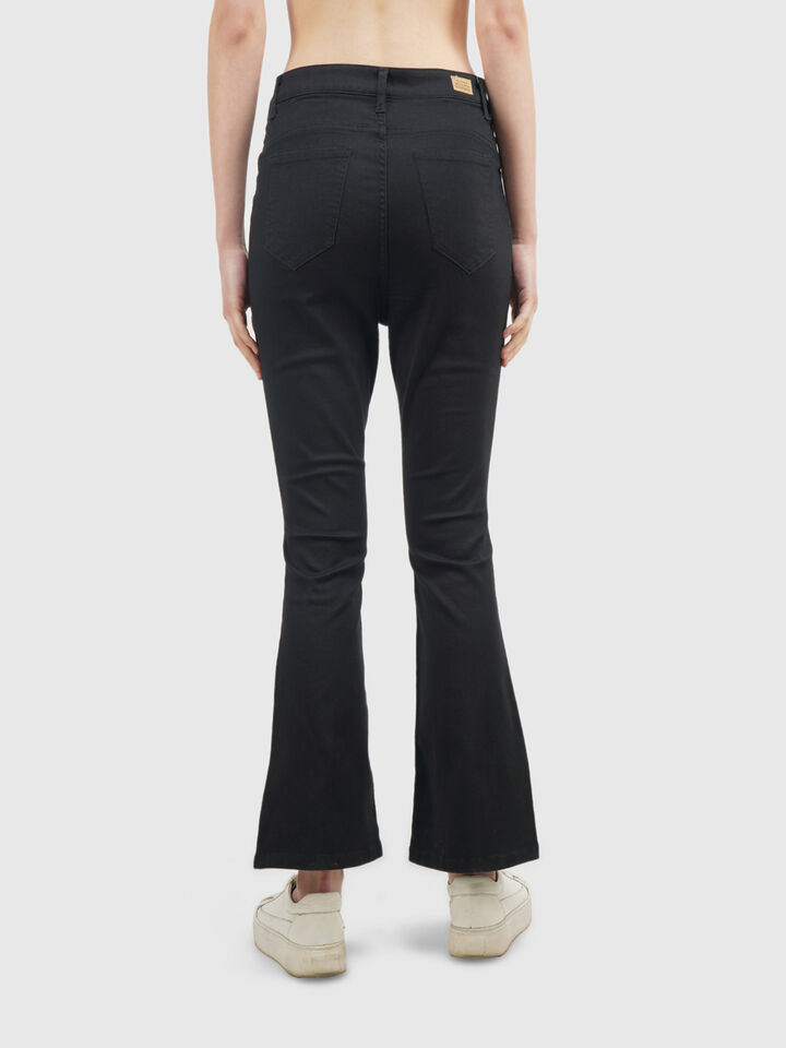 Basic Boot Cut With 5 Pockets - Black image number 3